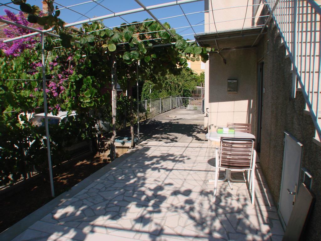 Apartment Matija トロギール 部屋 写真